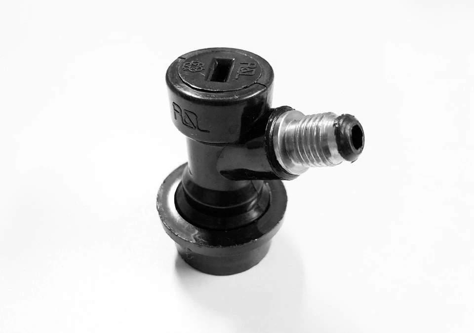 Ball Lock Disconnect Threaded 1/4" MFL Black for Beer